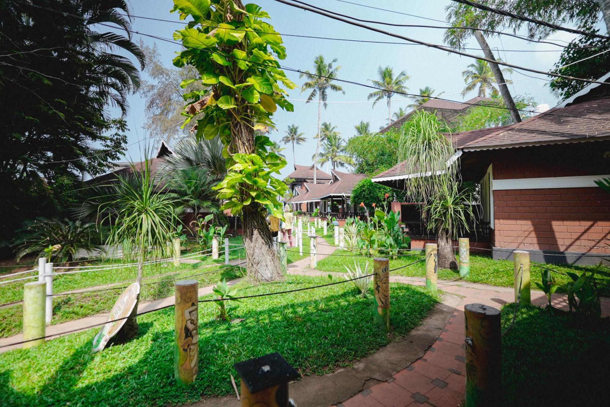 Clafouti Beach Resort - A Seafacing Resort バルカラ エクステリア 写真