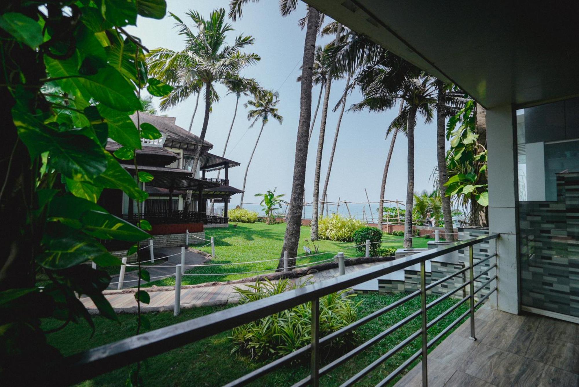 Clafouti Beach Resort - A Seafacing Resort バルカラ エクステリア 写真